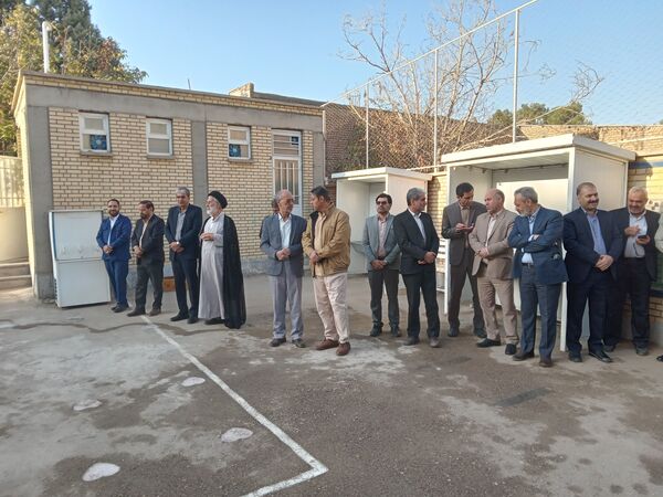بازدید مدیران مدارس نیشابور از دبیرستان خاص فرهنگ مهر فاطمی 