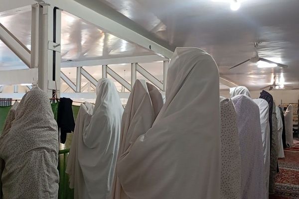 اقامه نماز جمعه در آخرین هفته ماه مبارک شعبان شهر بار نیشابور 