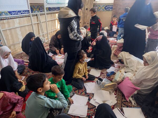 برپایی غرفه کودک در نماز جمعه کاشمر
