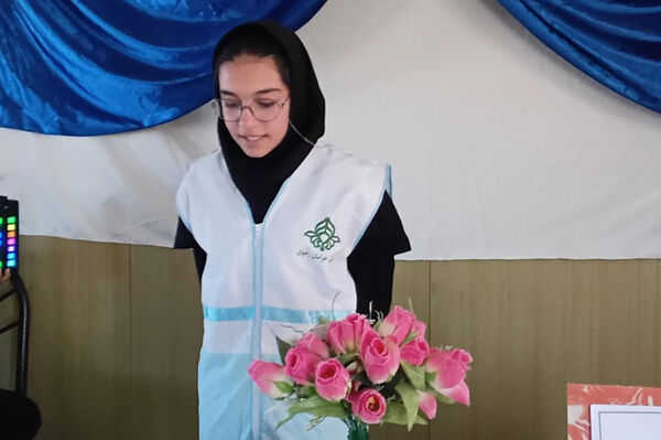 افتتاحیه سفیران سلامت در دبیرستان آمنه‌_کوثر شهرستان فیروزه