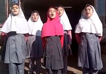 برگزاری جشن روز پدر و ولادت امام علی(ع) در دبستان پروین اعتصامی رودهن 