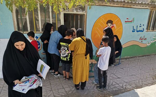 مهیا شدن دبستان شهدای گمنام ناحیه سه کرج برای بازگشایی مهر