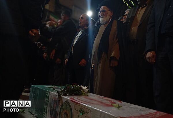 مراسم تشیع پیکر مطهر شهید رضا روزگرد