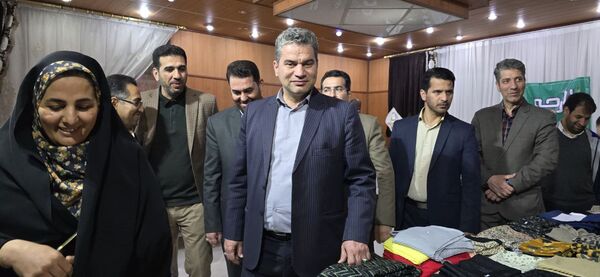 برپایی بازارچه نوروزی ارغوان در فاروج