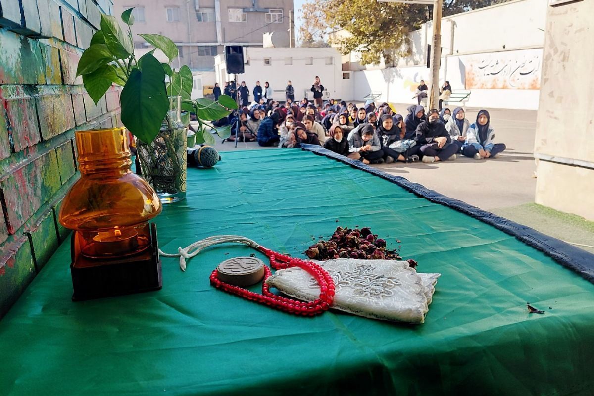  مراسم عزاداری حضرت زهرا (س) در مدرسه الزهرا  پردیس