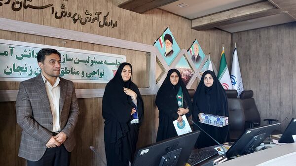 نشست مسئولان سازمان دانش‌آموزی استان زنجان