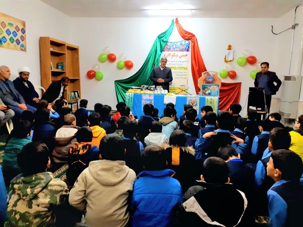 جشن نیکوکاری در مدرسه شهید هلالی خلیل آباد