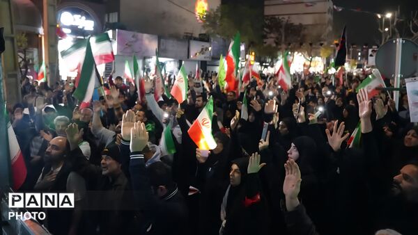 موج بیست و پنجم تجمع مردم فردیس