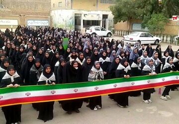 اعلام انزجار دانش‌آموزان دبیرستان سید احمد فاتحی قم از جنایات رژیم اشغالگر صهیونیستی