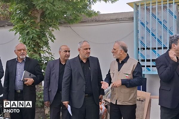 همه با هم مدرسه میسازیم