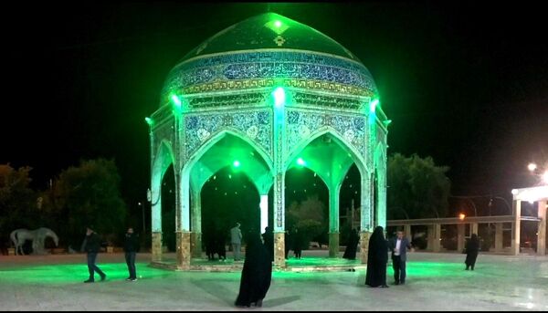 سفری با طعم عشق و نور