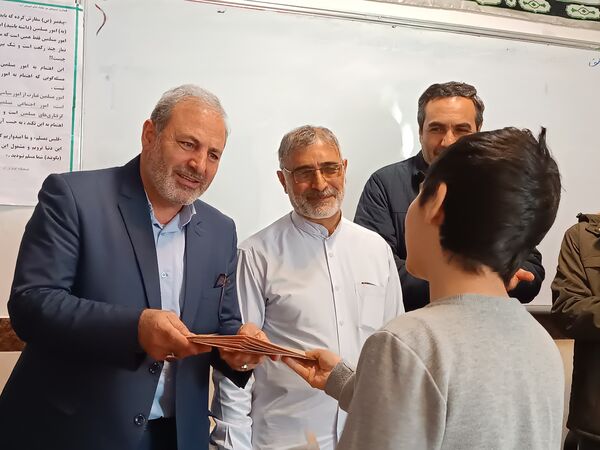 تجلیل از دانش‌آموزان برگزیده در مرحله استانی لیگ جت استان اردبیل