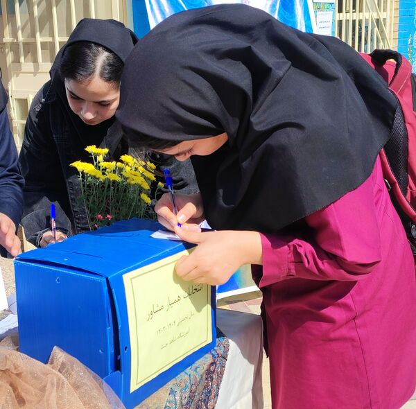 انتخابات همیار مشاور دبیرستان جنت شهرستان سملقان