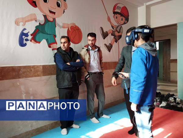 تجربه یادگیری نوین، افتتاح اتاق واقعیت مجازی در مدرسه غیاث‌الدین جمشید کاشانی ملارد 