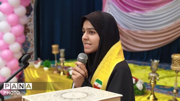 جشن تکلیف دانش‌آموزان دختر در شهرستان دهدشت