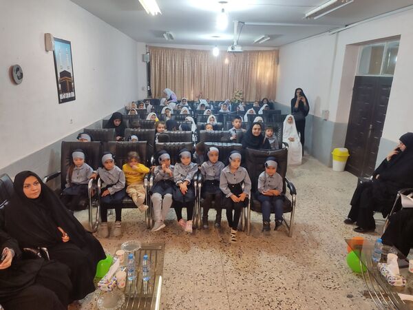 برگزاری جُنگ فرهنگی ـ هنری «جوانه‌ها» در کانون فرهنگی امام خمینی (ره) باخرز