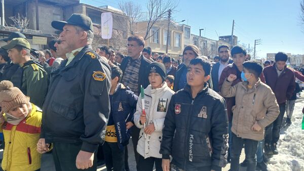 حضور پرشکوه مردم حماسه ساز بن در راهپپیمایی ۲۲ بهمن