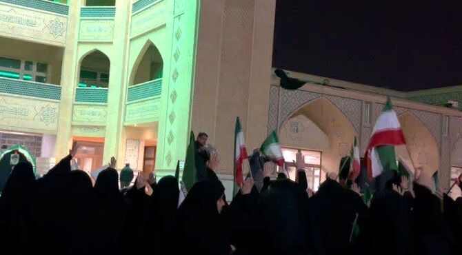 بیعت شیر زنان ایرانی با رهبر انقلاب اسلامی