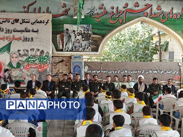 زنگ استکبار ستیزی در کرمانشاه به صدا در آمد