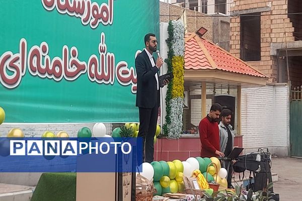 طنین شادی نیمه شعبان در مدرسه آیت الله خامنه ای پیشوا؛ تجلیل از مقام معلم و اجرای برنامه های شاد