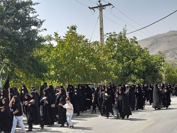 حضور حماسی مردم روستای مارکده در همایش جاماندگان اربعین حسینی