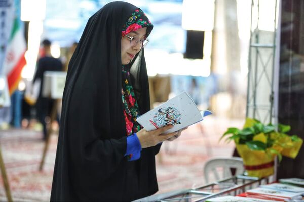 افتتاح نمایشگاه «به وقت رفاقت» در بجنورد 