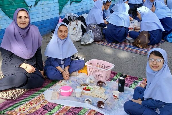 برگزاری اردو درون مدرسه‌ای در بهارستان ۲