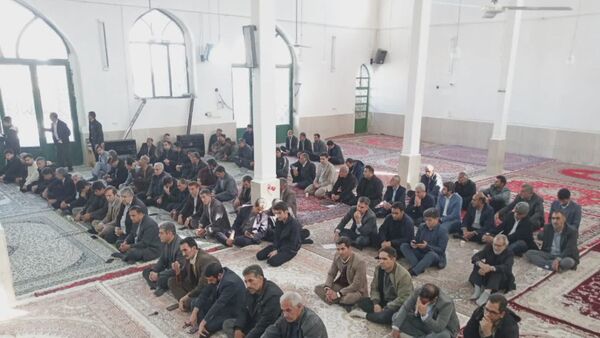 مراسم یادبود 2 فرهنگی فقید کوهنانی در مصلای مسجدالنبی