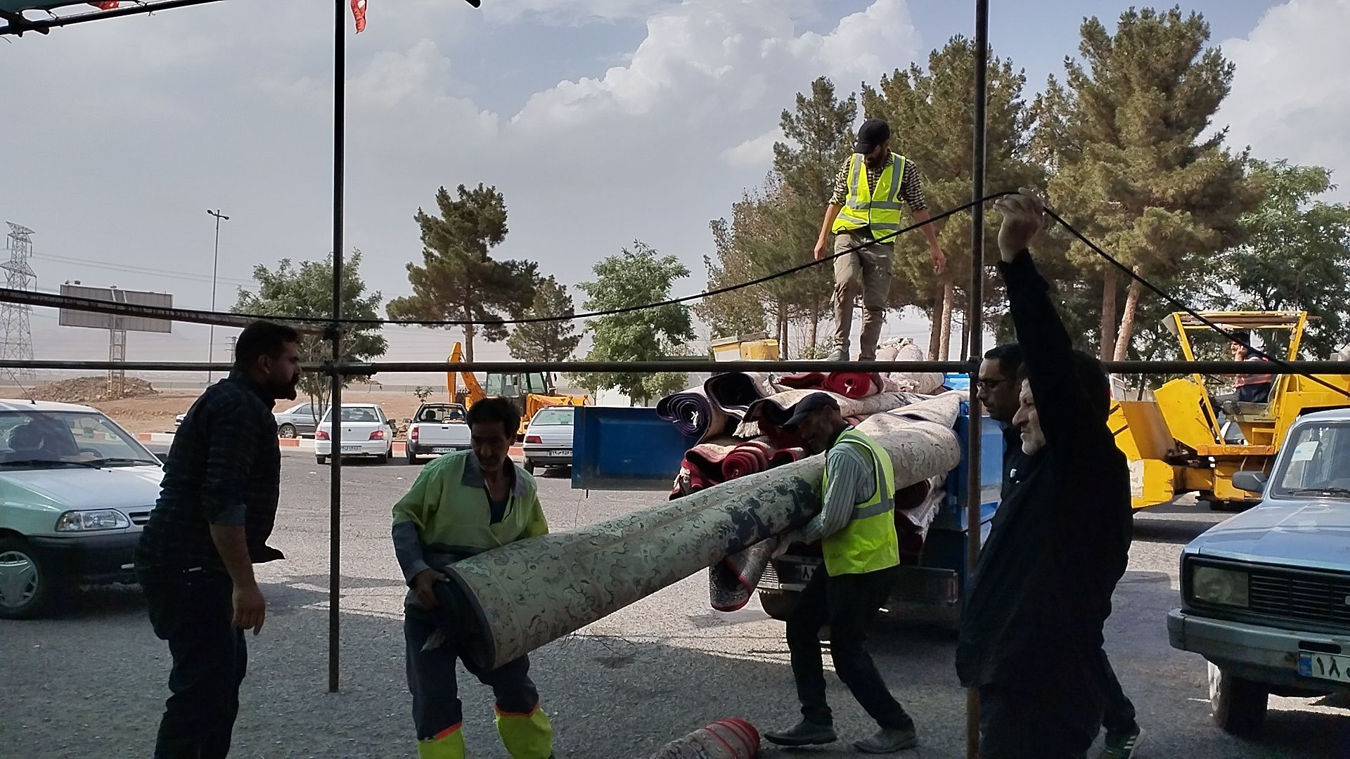 آماده سازی اسکان و مواکب پذیرایی زائران مراسم بدرقه قائد شهید امت در نظرآباد