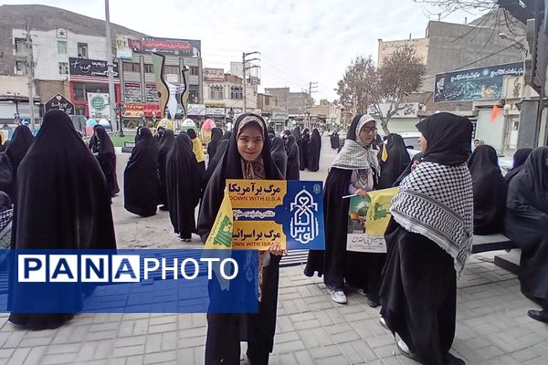 حضور پرشور مردم و مسئولان روزه‌دار شهرستان فیروزکوه پررنگ‌تر از هر سال در راهپیمایی روز قدس