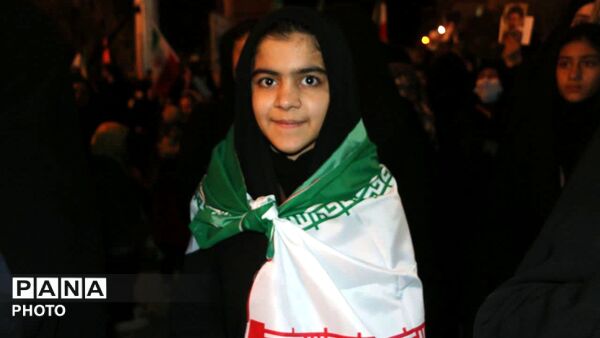 دهه نودی‌ها هم به میدان آمدند