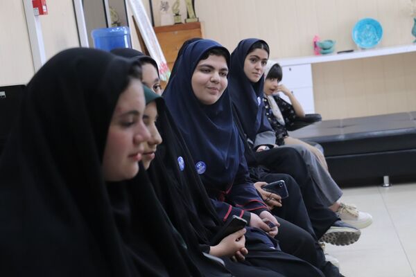 حضور مدیرکل فرهنگ و ارشاد اسلامی آذربایجان شرقی در دفتر خبرگزاری پانا استان به‌مناسبت روز خبرنگار