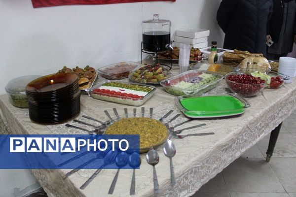  آیین افتتاح جشنواره ماها و ایران‌مون در دبیرستان خدیجه کبری پردیس 