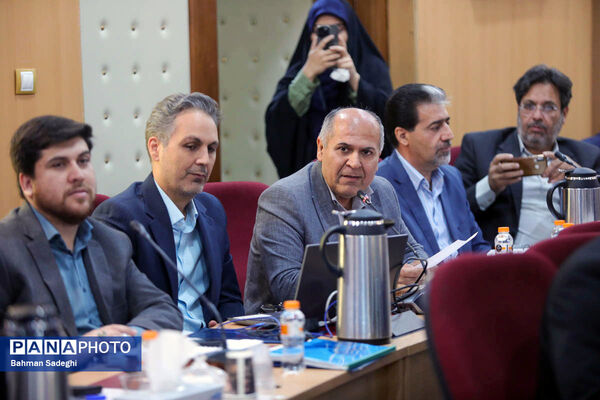  جلسه هم‌اندیشی قرارگاه جهادی آموزش و پرورش