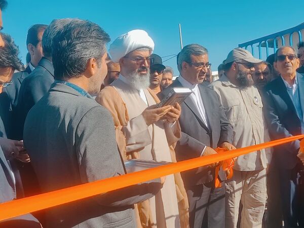 بازدید استاندار خراسان رضوی از پروژه های کلان شهرستان کاشمر
