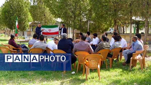 برگزاری دوره‌ آموزشی تربیت مربی کاردان ویژه مربیان پیشتاز استان مرکزی