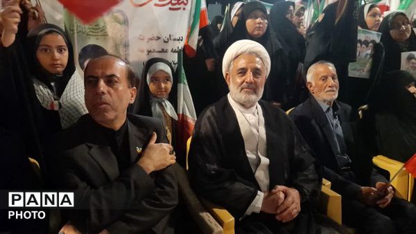 حضور حماسی مدارس قم در تجمعات شبانه آستان مقدس امامزاده موسی مبرقع(ع)