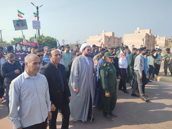 راهپیمایی 13 آبان در جزیره بوموسی