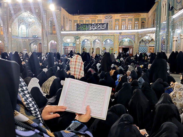 مراسم نخستین شب قدر در حرم حضرت معصومه(س)