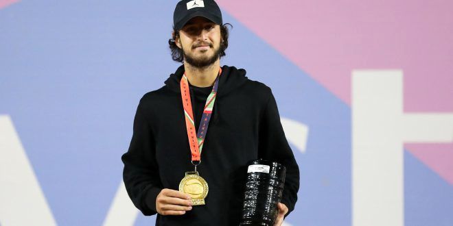 مقیمی قهرمان رقابت‌های ۱۰۰۰ امتیازی تنیس شد