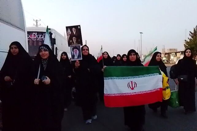 پذیرایی و مهمان نوازی مردم چهاردانگه از زائران و محبان رهبر شهید