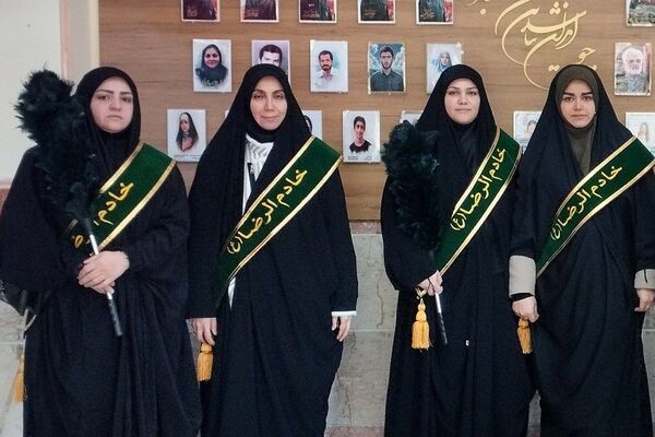 مراسم چهارشنبه‌ امام‌ رضایی در بهارستا‌ن دو