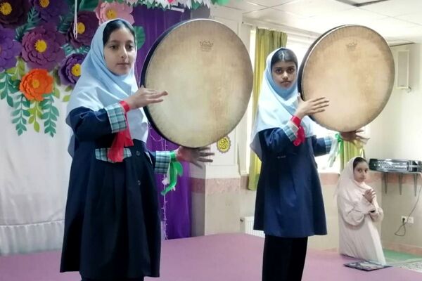 جشن نیمه شعبان در دبستان میقات پردیس