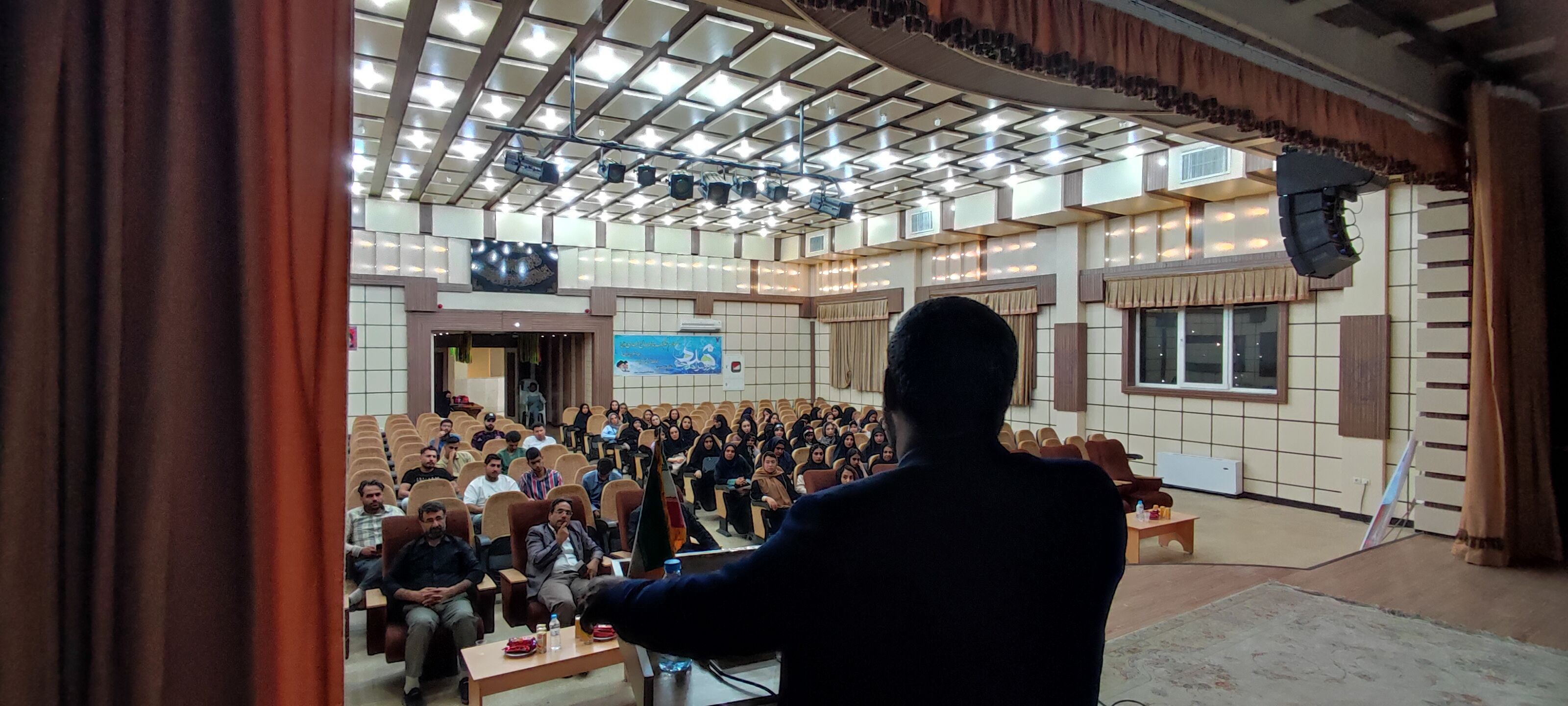 برگزاری نشست دادستانی شیروان با دانشجویان در دانشگاه آزاد اسلامی شهرستان شیروان