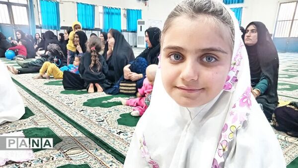 جشن باشکوه تکلیف دانش‌آموزان مدارس «ام‌البنین» و «کوثر» بخش دیشموک در مصلی امام خمینی (ره)