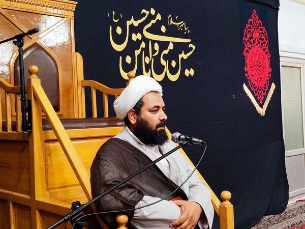 کاشمر، پرچم‌دار عزای حسین (ع)