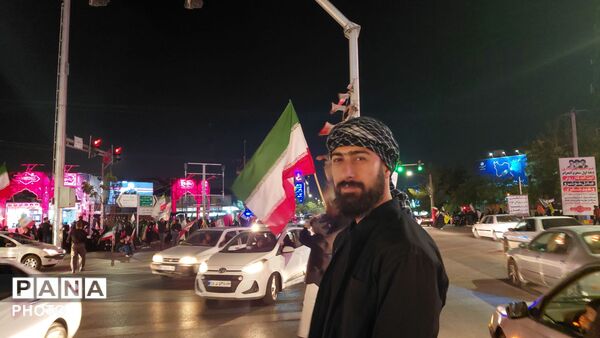 در سوگ یاور غریب؛ تجمع عظیم عزاداران در قاسم‌آباد مشهد در شب تاسوعا