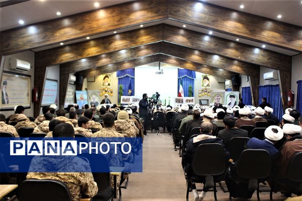 تجلیل از خادمان و فرهنگ‌یاران نماز در قم