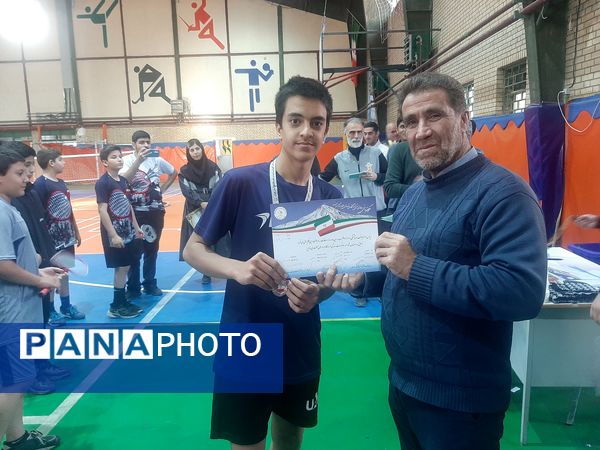 درخشش دانش‌آموزان منطقه پردیس در مسابقات ورزشی استان تهران 