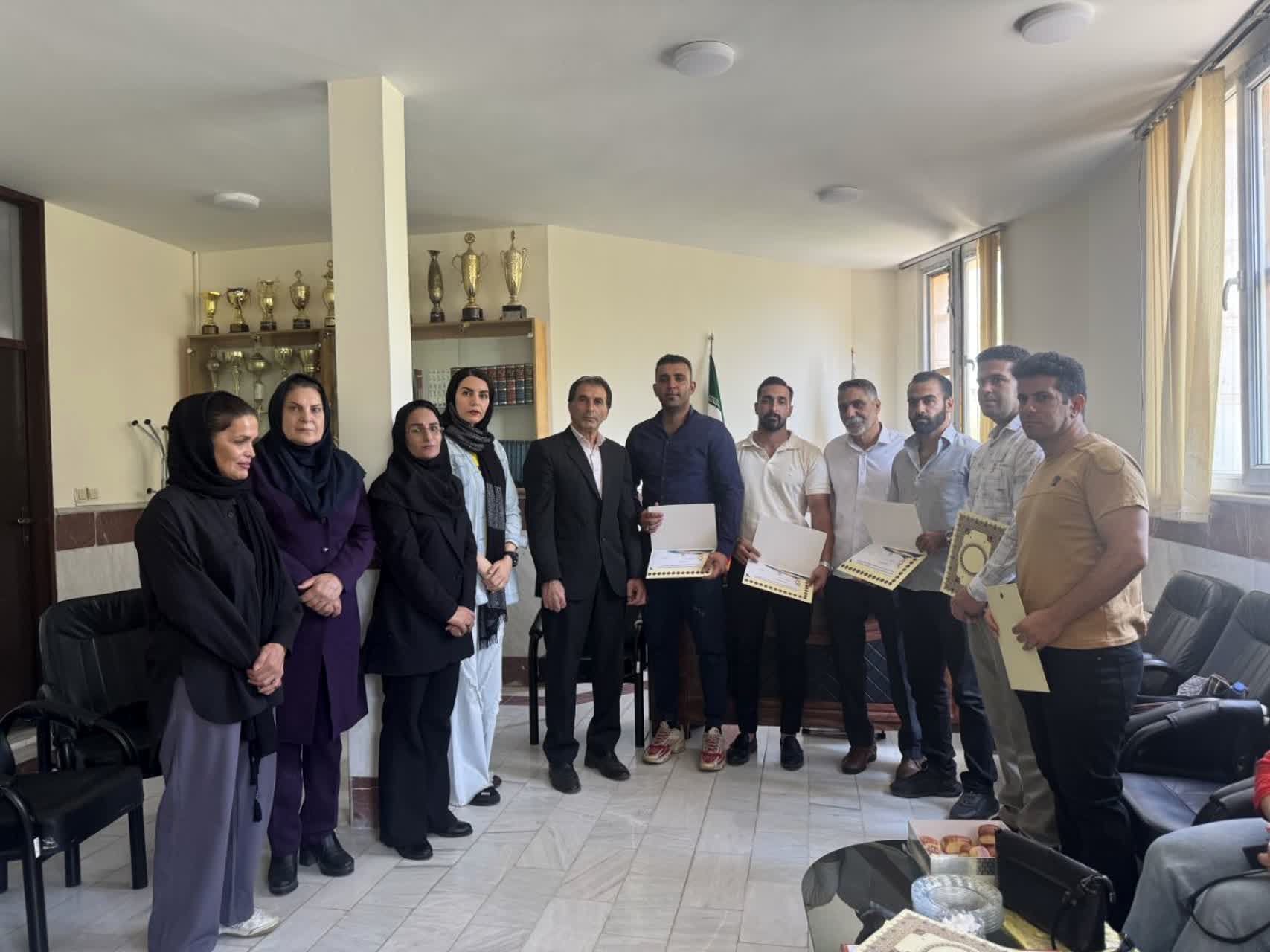 تجلیل از مربیان فعال ووشو در بروجرد